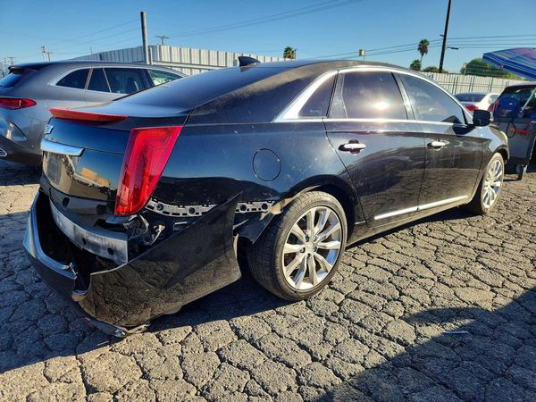 2017 CADILLAC XTS