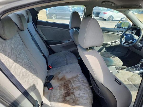 2012 HYUNDAI ACCENT
