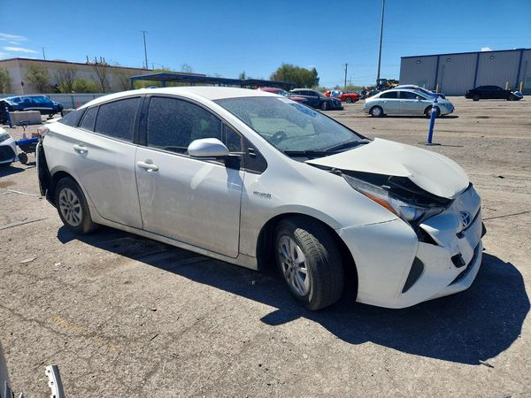 2016 TOYOTA PRIUS One/Two — Passenger 3/4