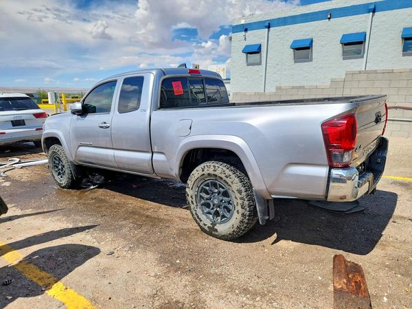 2020 TOYOTA TACOMA SR5