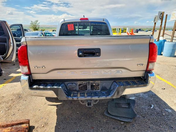 2020 TOYOTA TACOMA SR5