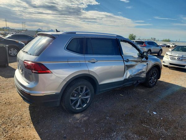 2022 VOLKSWAGEN TIGUAN
