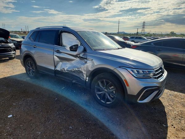 2022 VOLKSWAGEN TIGUAN
