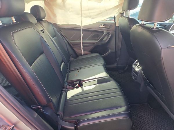 2022 VOLKSWAGEN TIGUAN