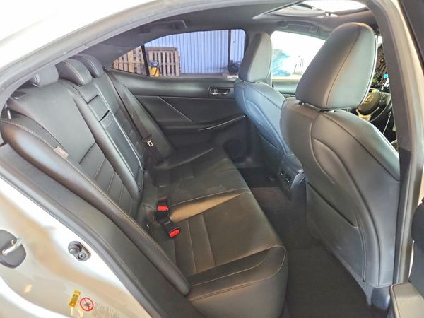 2014 LEXUS IS