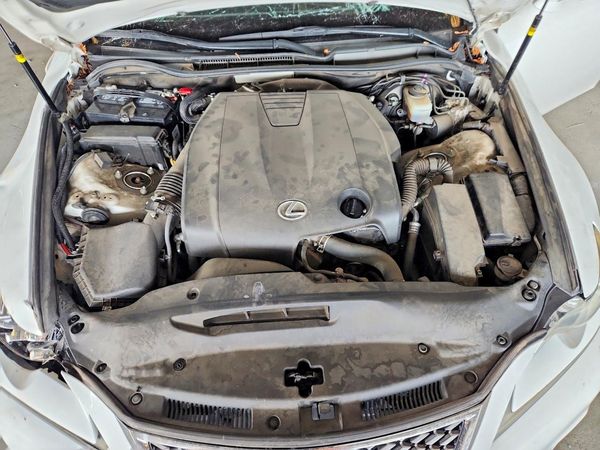 2014 LEXUS IS