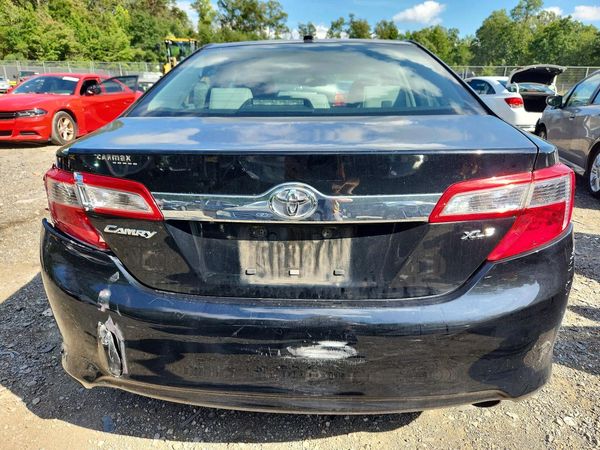 2013 TOYOTA CAMRY