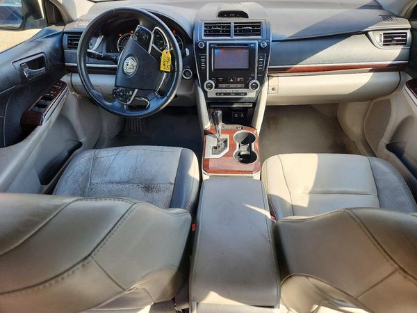 2013 TOYOTA CAMRY