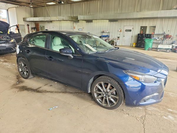 2018 MAZDA 3 Grand Touring