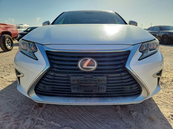 2016 LEXUS ES — DIRF