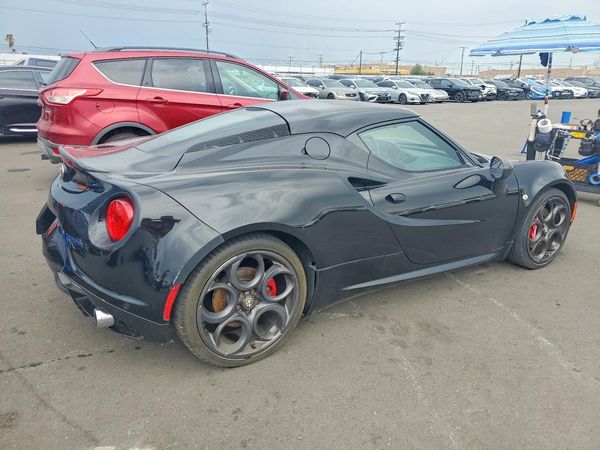 2015 ALFA ROMEO 4C Coupe