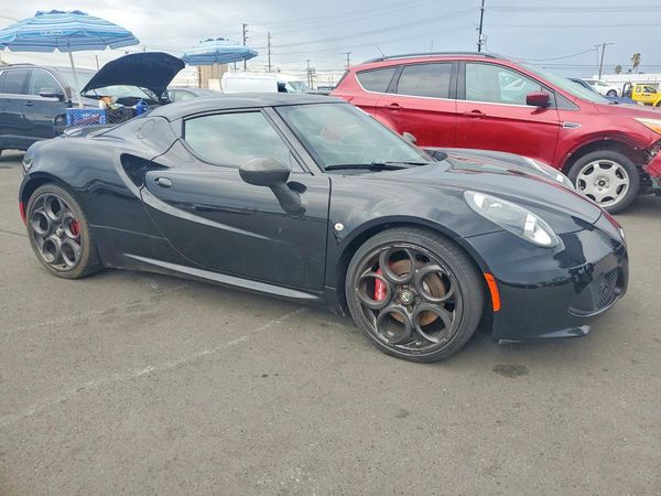 2015 ALFA ROMEO 4C Coupe