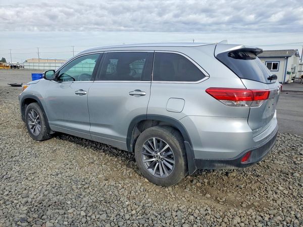 2018 TOYOTA HIGHLANDER SE/XLE