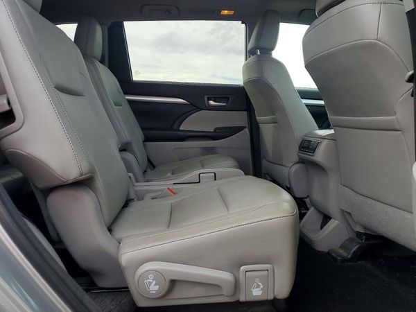 2018 TOYOTA HIGHLANDER SE/XLE