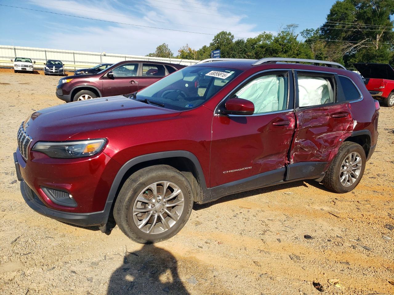 2020 JEEP CHEROKEE Latitude Plus — Front 3/4