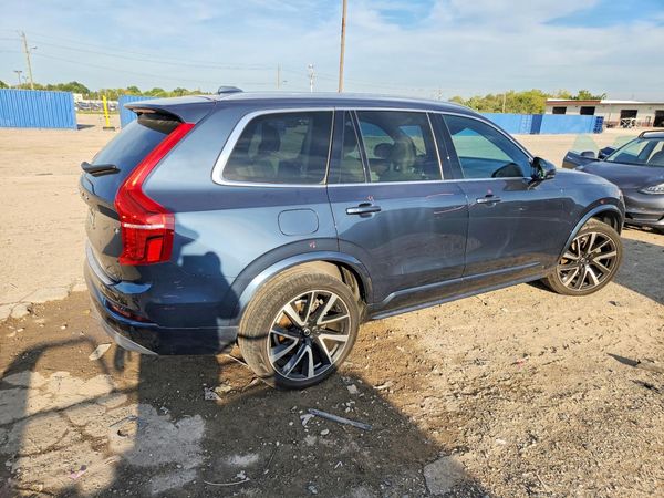 2022 VOLVO XC90 Momentum (excl S60)