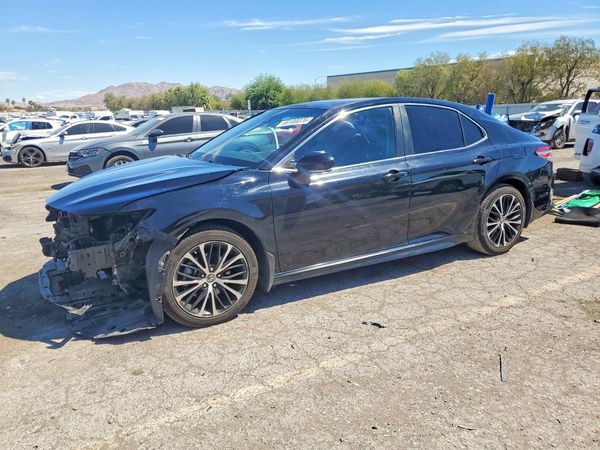 2018 TOYOTA CAMRY — DSFA — Front 3/4