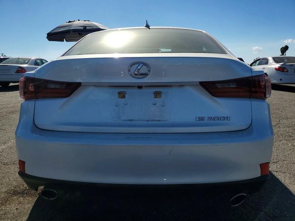 2016 LEXUS IS 200t