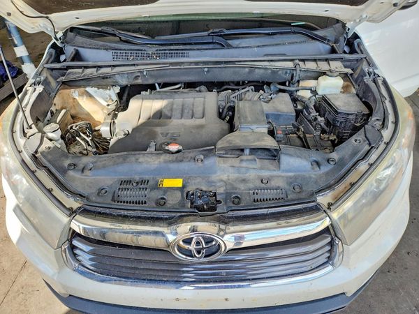 2016 TOYOTA HIGHLANDER