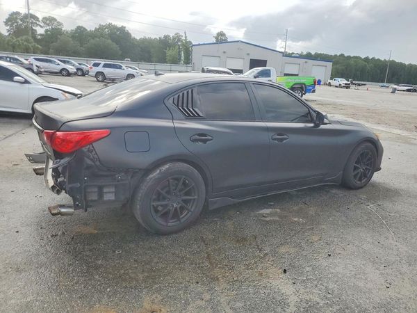 2015 INFINITI Q50