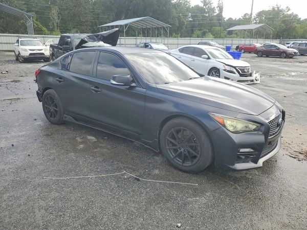 2015 INFINITI Q50