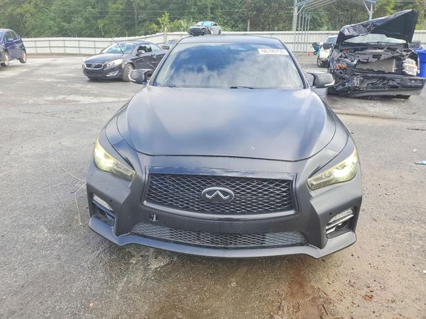 2015 INFINITI Q50