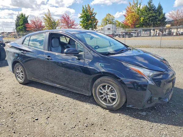 2016 TOYOTA PRIUS One/Two