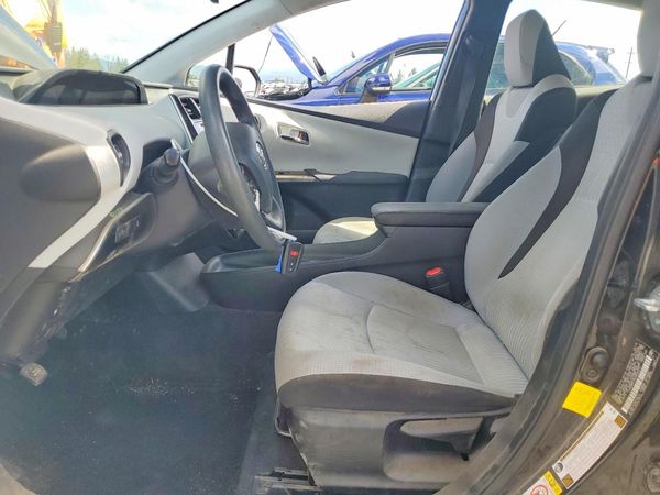 2016 TOYOTA PRIUS One/Two