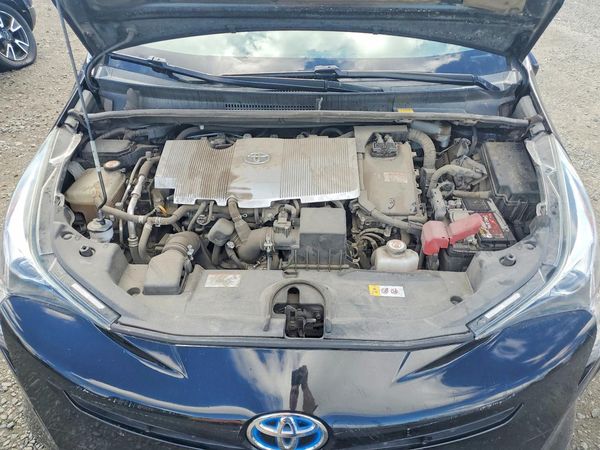 2016 TOYOTA PRIUS One/Two
