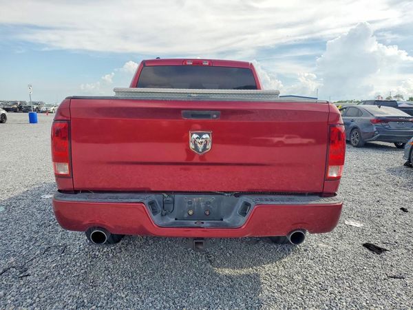 2013 RAM 1500 ST