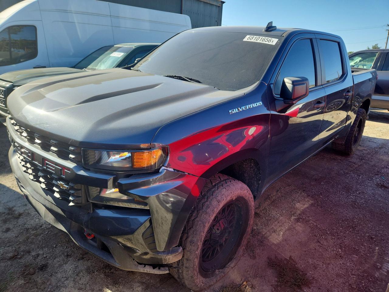 2021 CHEVROLET SILVERADO Custom — Front 3/4