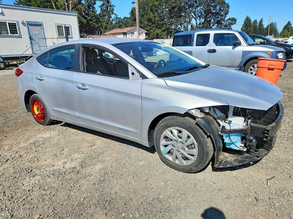 2017 HYUNDAI ELANTRA SE Base