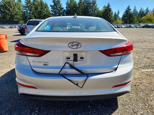 2017 HYUNDAI ELANTRA SE Base