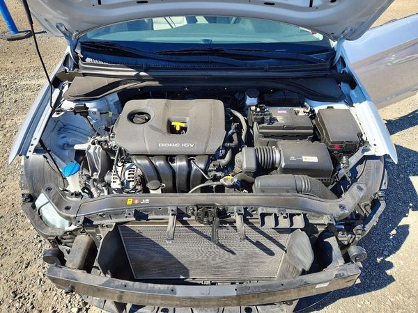 2017 HYUNDAI ELANTRA SE Base