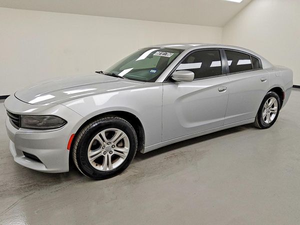 2019 DODGE CHARGER SXT — Front 3/4