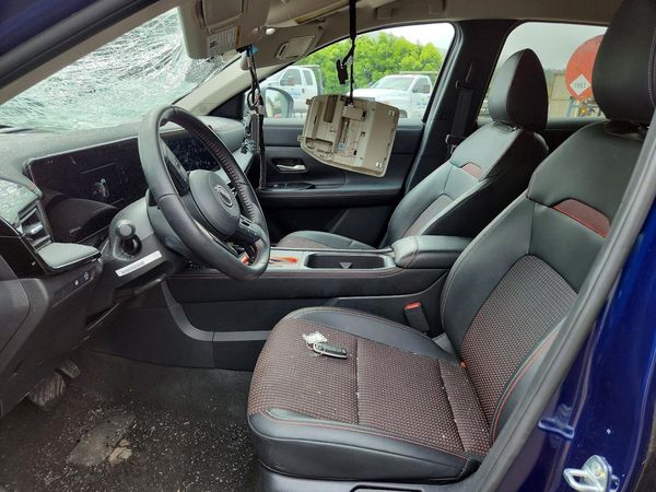 2026 NISSAN KICKS SR — DENT