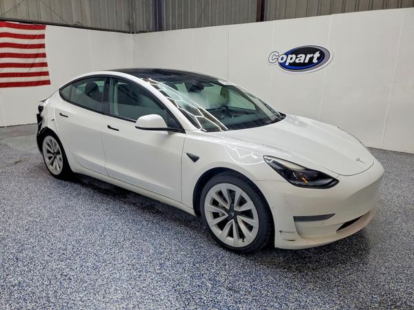 2022 TESLA MODEL 3