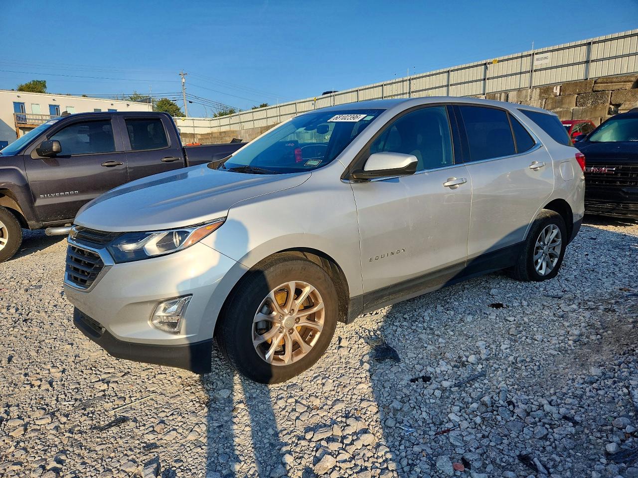 2020 CHEVROLET EQUINOX LT (2FL) — Front 3/4