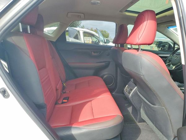 2019 LEXUS NX 300H Luxury