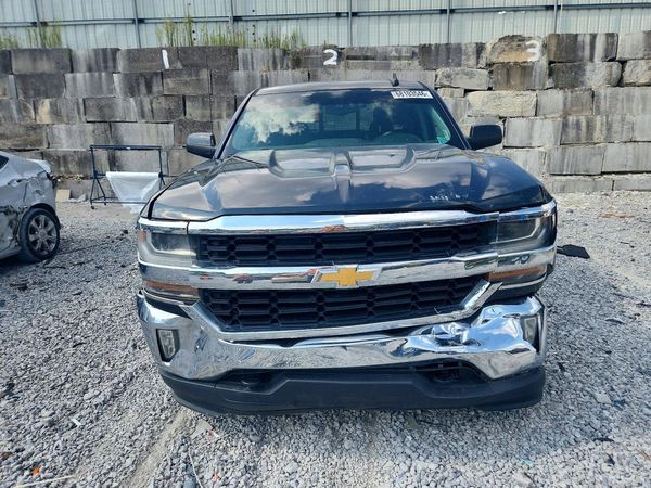 2017 CHEVROLET SILVERADO LT