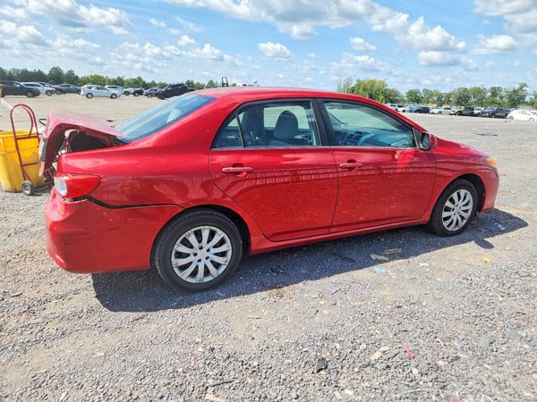 2013 TOYOTA COROLLA