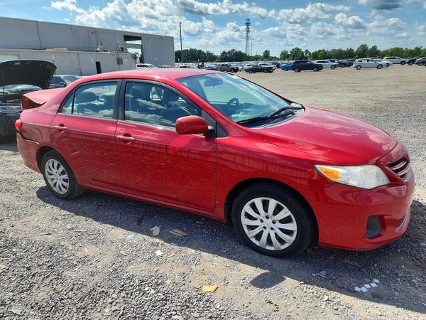 2013 TOYOTA COROLLA