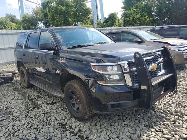 2015 CHEVROLET TAHOE — Passenger 3/4