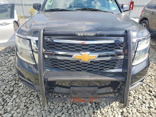 2015 CHEVROLET TAHOE — Engine bay