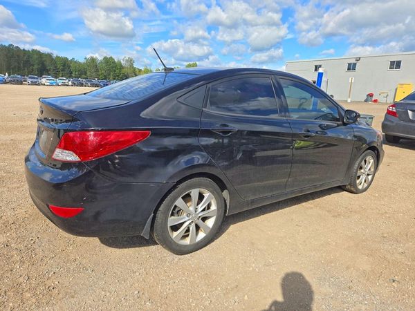 2013 HYUNDAI ACCENT GLS Premium/ SE