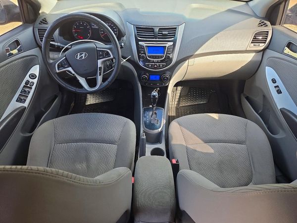 2013 HYUNDAI ACCENT GLS Premium/ SE