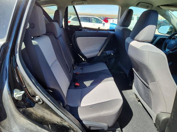 2015 TOYOTA RAV4 LE (X Grade)