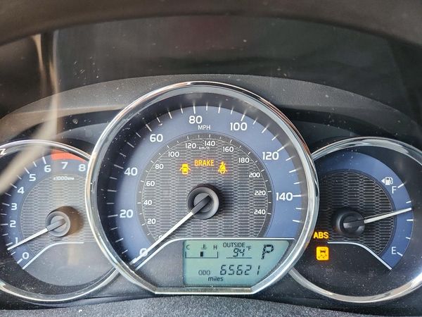 2015 TOYOTA COROLLA L/LE