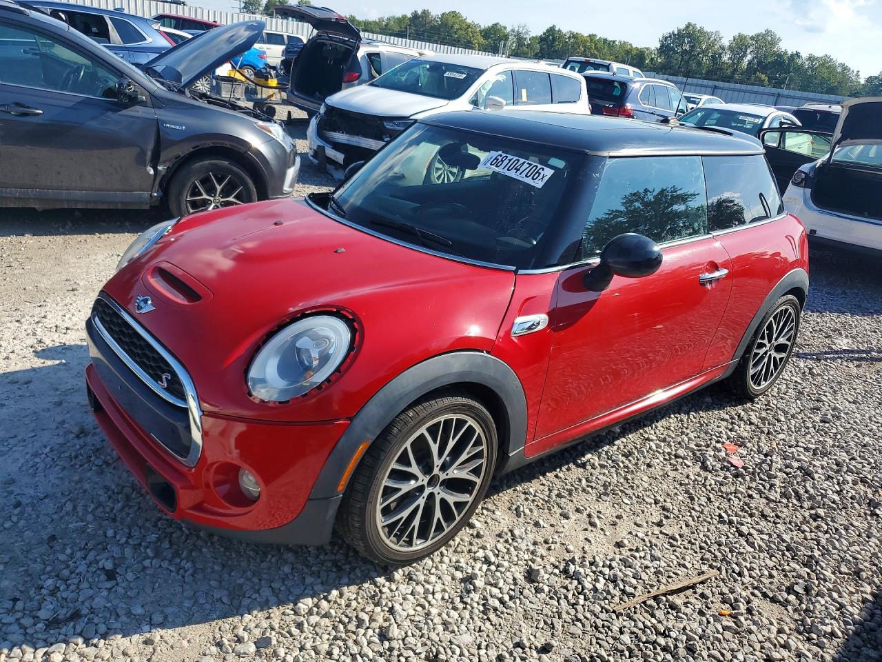2015 MINI COOPER — Front 3/4
