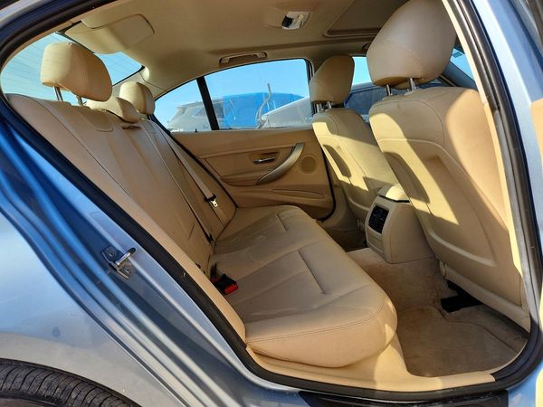 2015 BMW 320